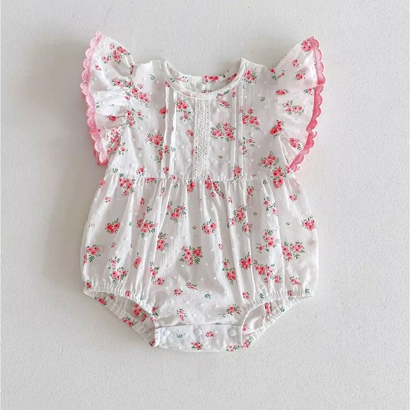 Mi piccolo pink floral baby girl romper - Picture 1 of 3